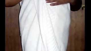 Sri Lankan Bathroom Sexy Dance Fun with Huge Boobs