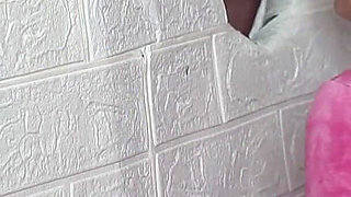 Gloryhole the Dick Reacts to Every Move