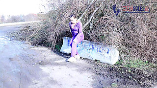 Her Stinky Sweaty Jogging Feet for You