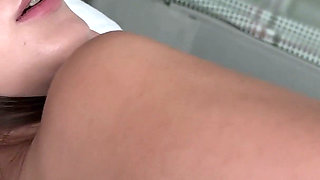 Sharing Bed with My Step Sister on Vacation I Accidently Fucked Her From Behind