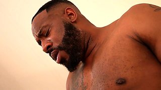 Big Cock Enjoys Blowjob And Hardcore Ride