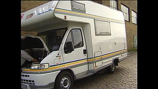 Sex in car with blonde cougar who likes facial end