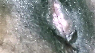 Very very hot amateur crazy pussy delivers irresistible sensual energy, natural beauty