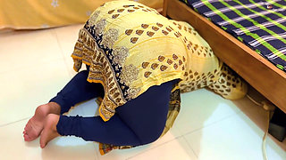 Arab Hot Maid Stuck: Please Hurry up & Fuck My Big Ass Then Get Me Out of Under Bed