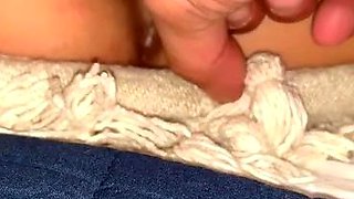 Blonde hottie in close up solo pussy play