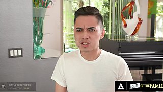 Busty red-haired stepmom Lauren Phillips seduces stepson for anal