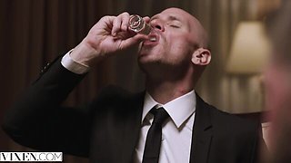 Glamour Johnny Sins and Tori Black at face sitting smut