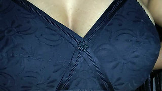 Desi village girl fuck horny pussy by fingering and showing boobs and play with fingering video