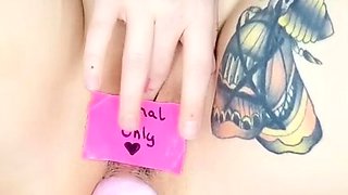 Big boob brunette masturbates on webcam