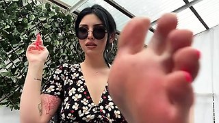 Mistressglamorous - Casual Smoking Pov Dirty Feet