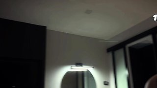 Stranger Seduces Me In Hotel -Hot Cheating & Deep Creampie