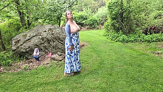 HOT MOMMY ONLYFAN Video Content BIG TIT Backyard Peek COMPILATION