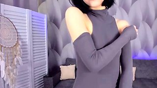Hottest Amateur 19yo Blonde Teen going solo on Webcam