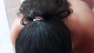 Real estate agent sells her pussy