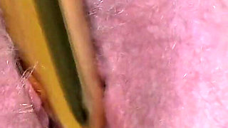 Slutty Secretary Gives You More Than a Glimpse