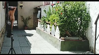 Naked Girl Fucks a Stranger Outside in Public - Amateur Sex