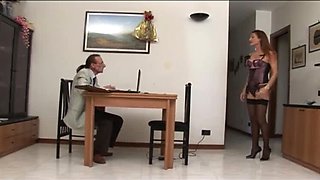 Slutty Secretary Sucks Her Dirty Boss's Pussy