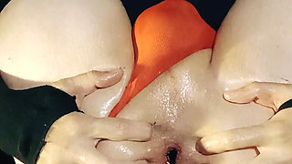 oiled anal gaping and cumming with Raven LeTrap