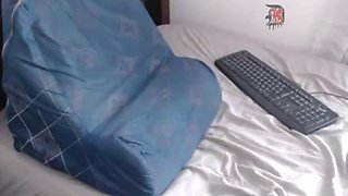 Huge tits babe fingering clit on cam: Amateur, Masturbation  Solo Porn