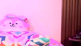 amateur vip ass masturbating on live webcam