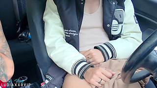 Random Stranger Fucks Hot Teen in Her Car