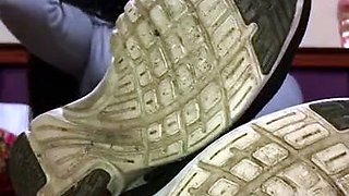 DisPretty - Smell My Dirty And Stinky Feet