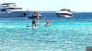 Teenage ink-stamped lesbians indulge in a wild beach romp