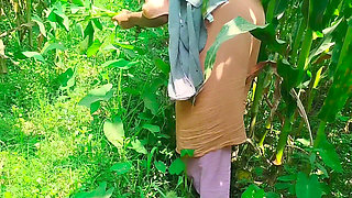 Gaon's Desi Chudai Jungle Mein Mangal