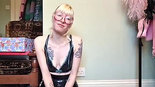 Dirty Talk Dungeon Trip: Submissive Slut Gets Used