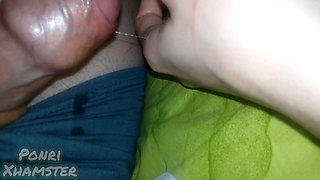 My stepsister's hand is covered in precum and then thick cum
