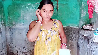 I went to bhabhi's house during summer vacation and enjoyed a lot with my lovely bhabhi, Full Hindi Viral Video