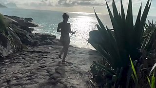Horny Emme White gets her pussy fucked on the beach - Emme