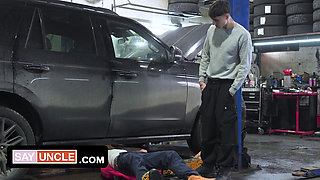 Internet Papi Gives Angel Elias the Full Service Treatment