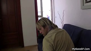 Stupid cheating gf gets busted