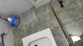 Amateur french girl hidden cam