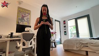 Mature Dark haired Texas Patti Fumbles Patrick's Giant Man rod With Her Gullet