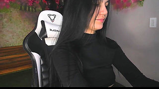 Latina Naked Show