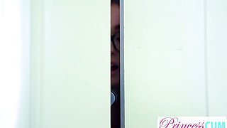 Princess Cum - brunette action