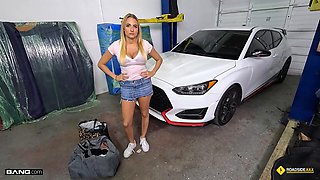 Alexis Rae Trades Pussy for Free Car Repairs with Gi Joey