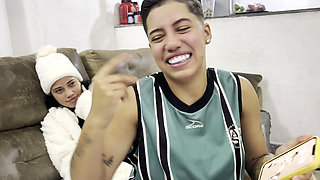 Bath with the Hottest Boyceta in Brazil Naked with Her Hot Breasts Out