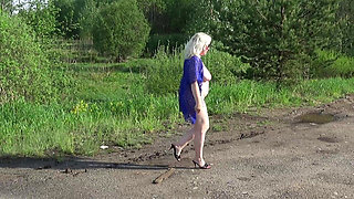 Nude Walk in Road
