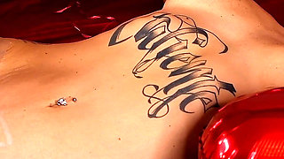 Romantic Valentine's Day Sex with Sexy Barbie, Licked All the Cum off Her Delicious Pussy