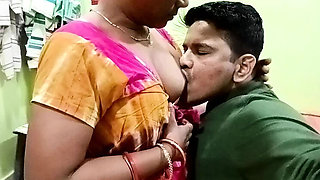 Desi Village Bhabhi Neighbour Hardcore Fucking - Hotel Room Riding and Squirting with Big Cock