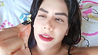 Giantess Debora- insertion and facesitting