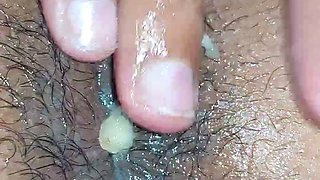 Pura Kela Gand Me Daal Diya Agar Kisi Ko Apna Kela Dalna Hai To Batana
