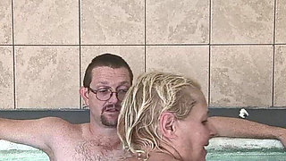 BBW Princess Sucking His Cock Underwater with Her Naughty Stepfather