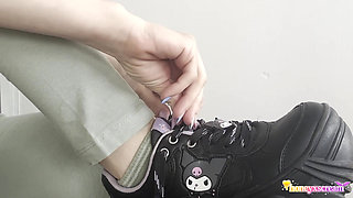 Small Sweaty Soles Post Gym and a Boyfriend Obsessed for My Feet
