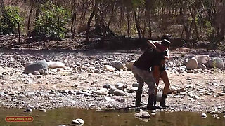 Sex with a Mexican Woman Outdoors