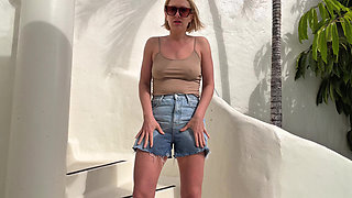 Desperate Wetting Denim Shorts on the Terrace: Can't Hold It Anymore