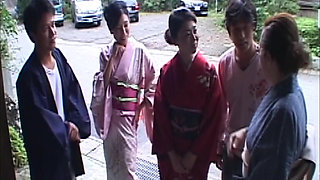 P128G03 The beautiful proprietress of a quiet mountain hot spring inn near Tokyo. Lesbian sisters, forbidden sex at home!　A sensual erotic drama that evokes the Showa era!